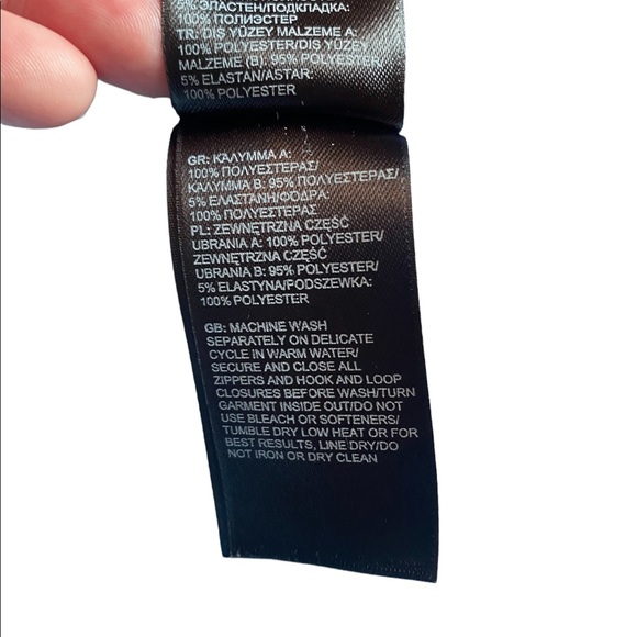 The North Face Women’s Long Sleeved Hooded Jacket - Picture 10 of 13